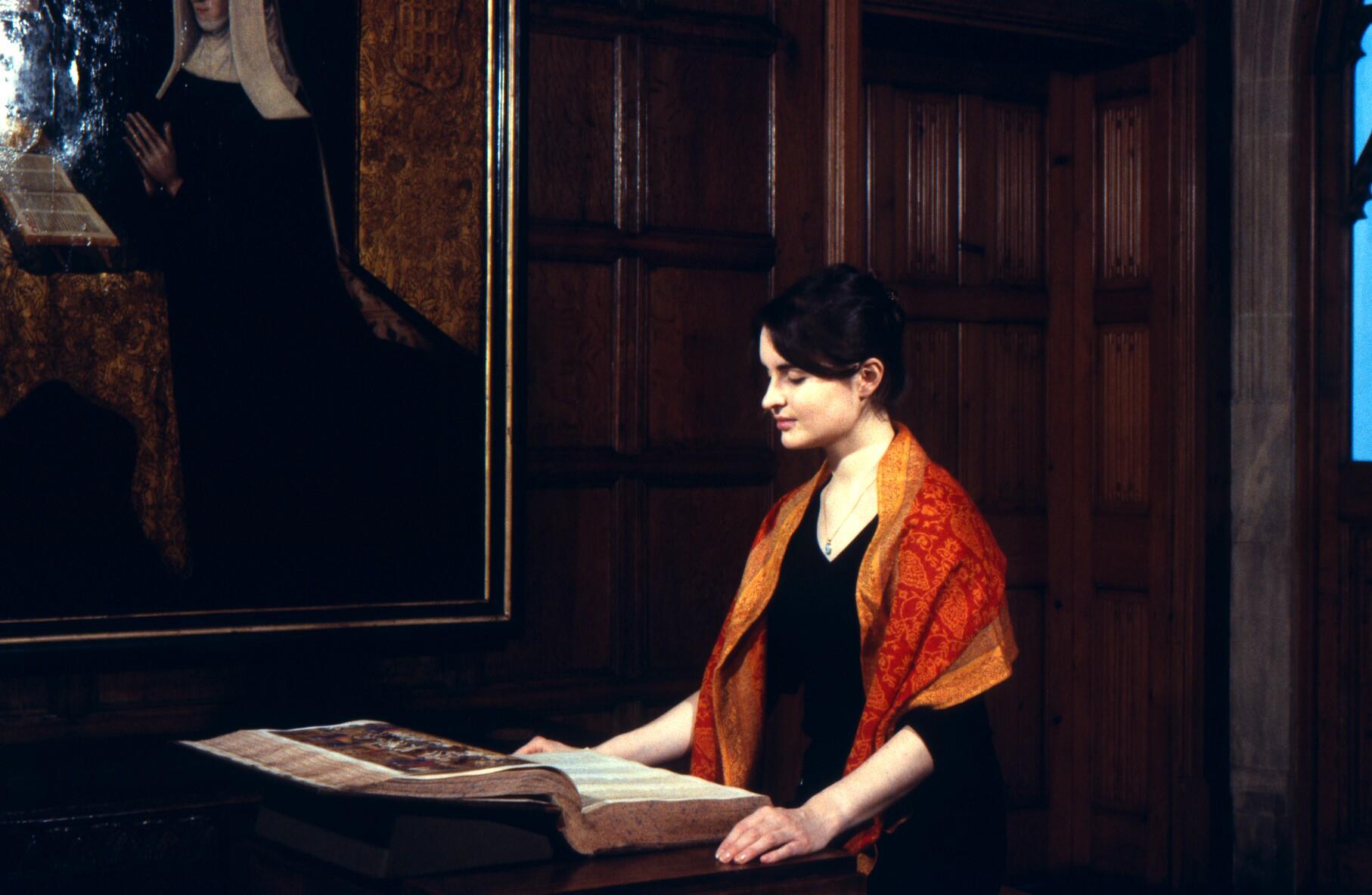 Figure 4: (P_BD_4) Four images of ‘Lady Catherine’ reading