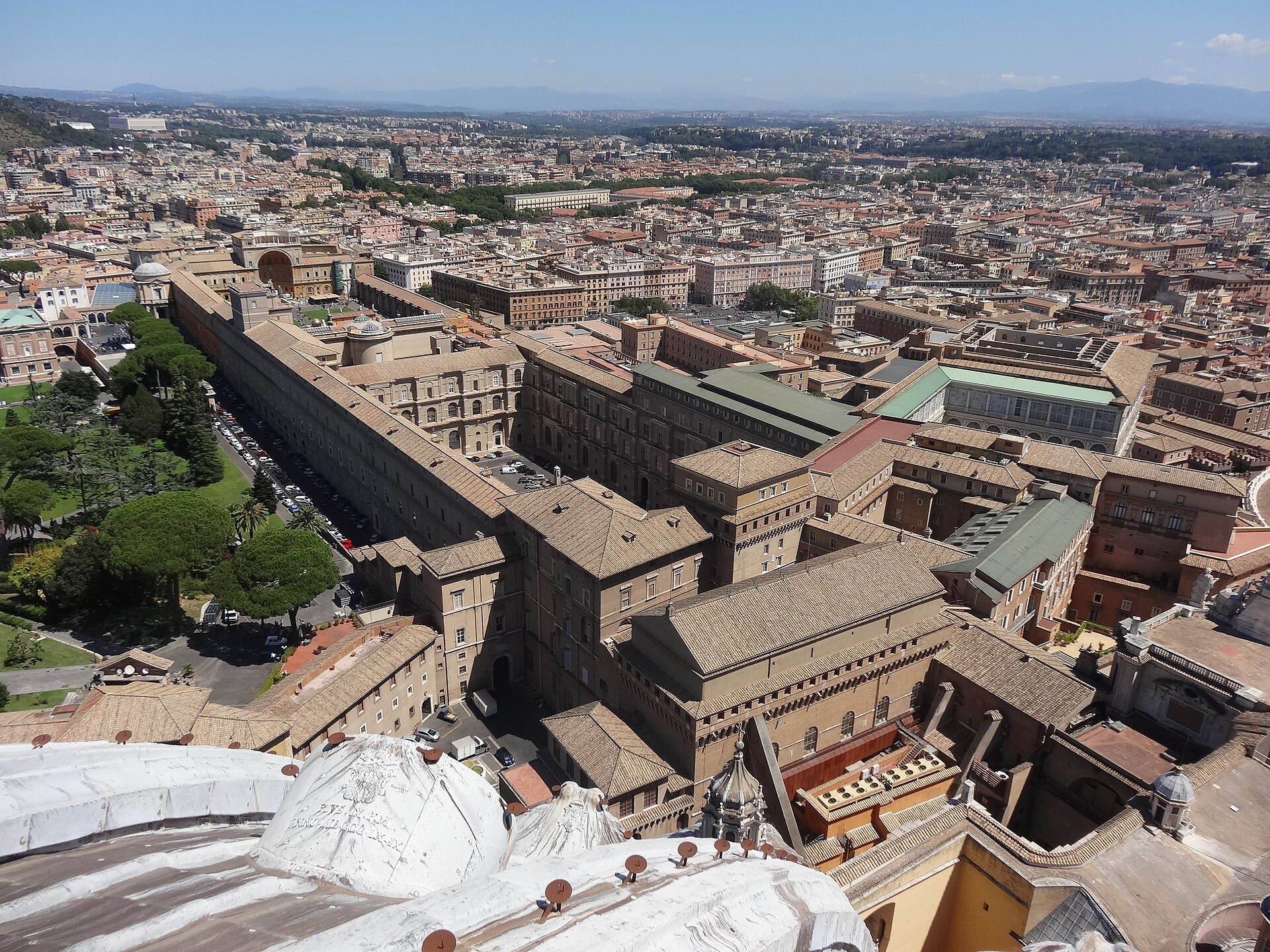 Figure 17: (R1_10a) Aerial view of the Sistine Chapel from St Peter’s