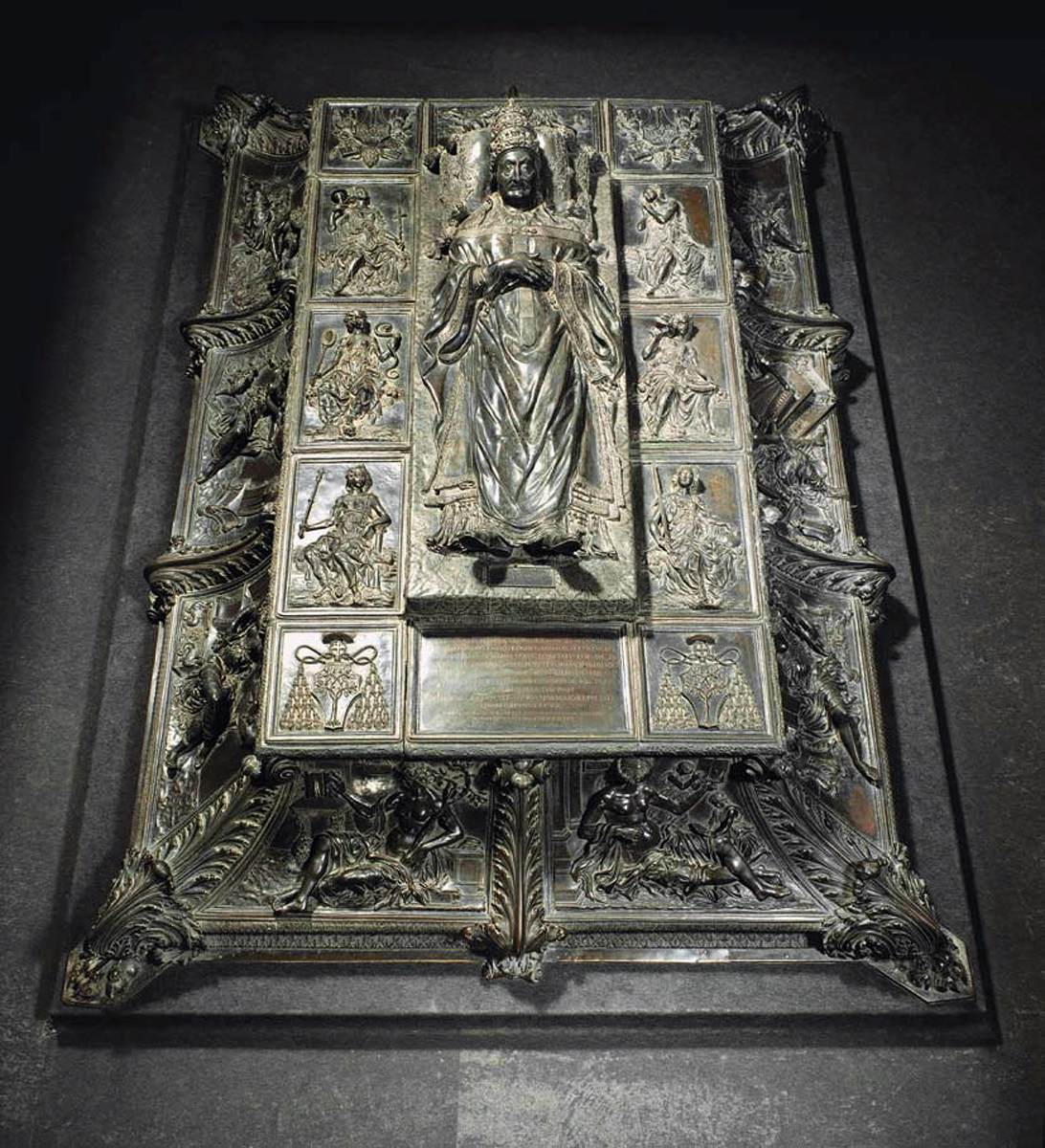 Figure 29: (R3_20) Antonio del Pollaiuolo, Funerary monument of Sixtus IV, Vatican Grottoes