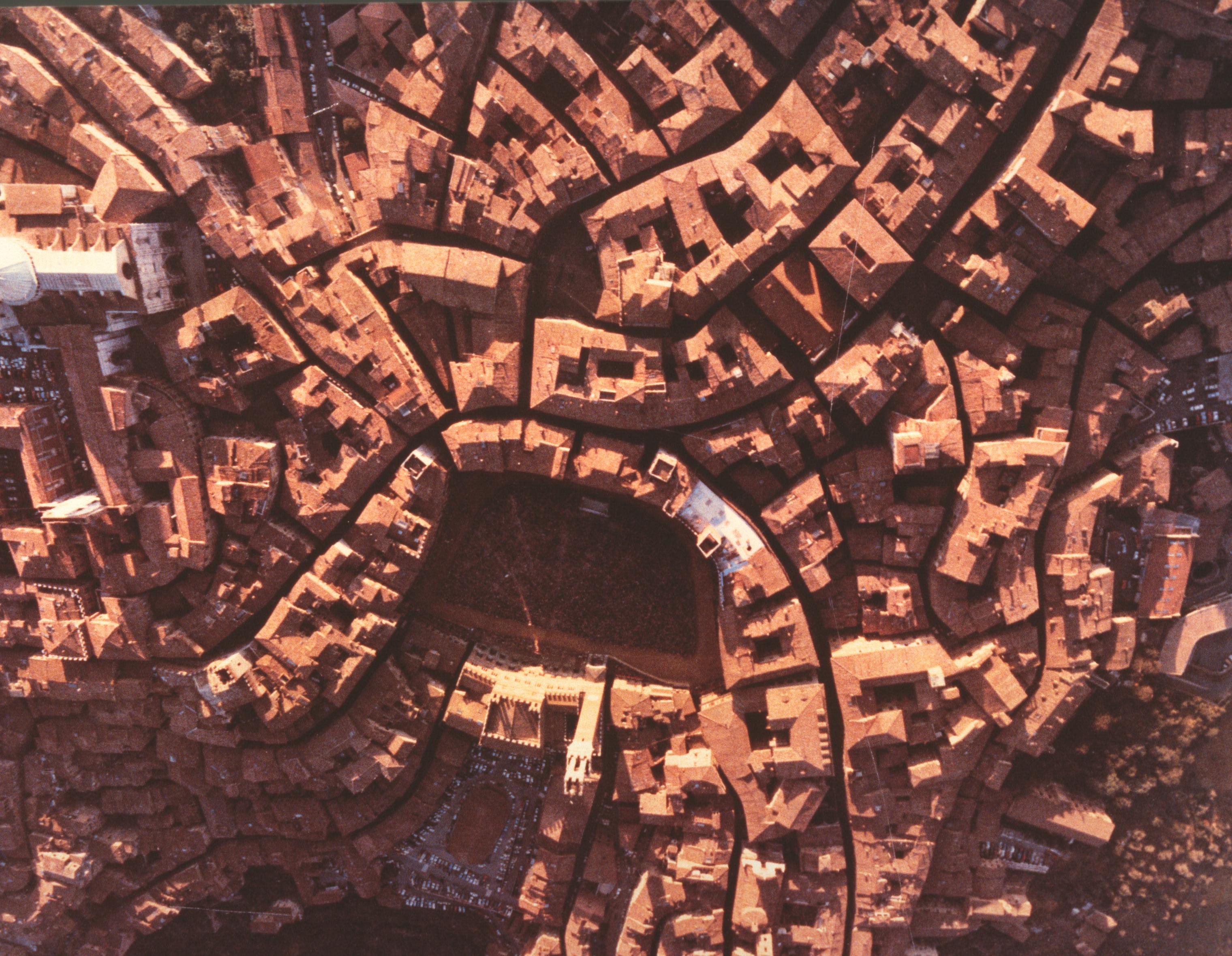 Figure 38: (S1_28) Aerial photograph of the Campo, Siena