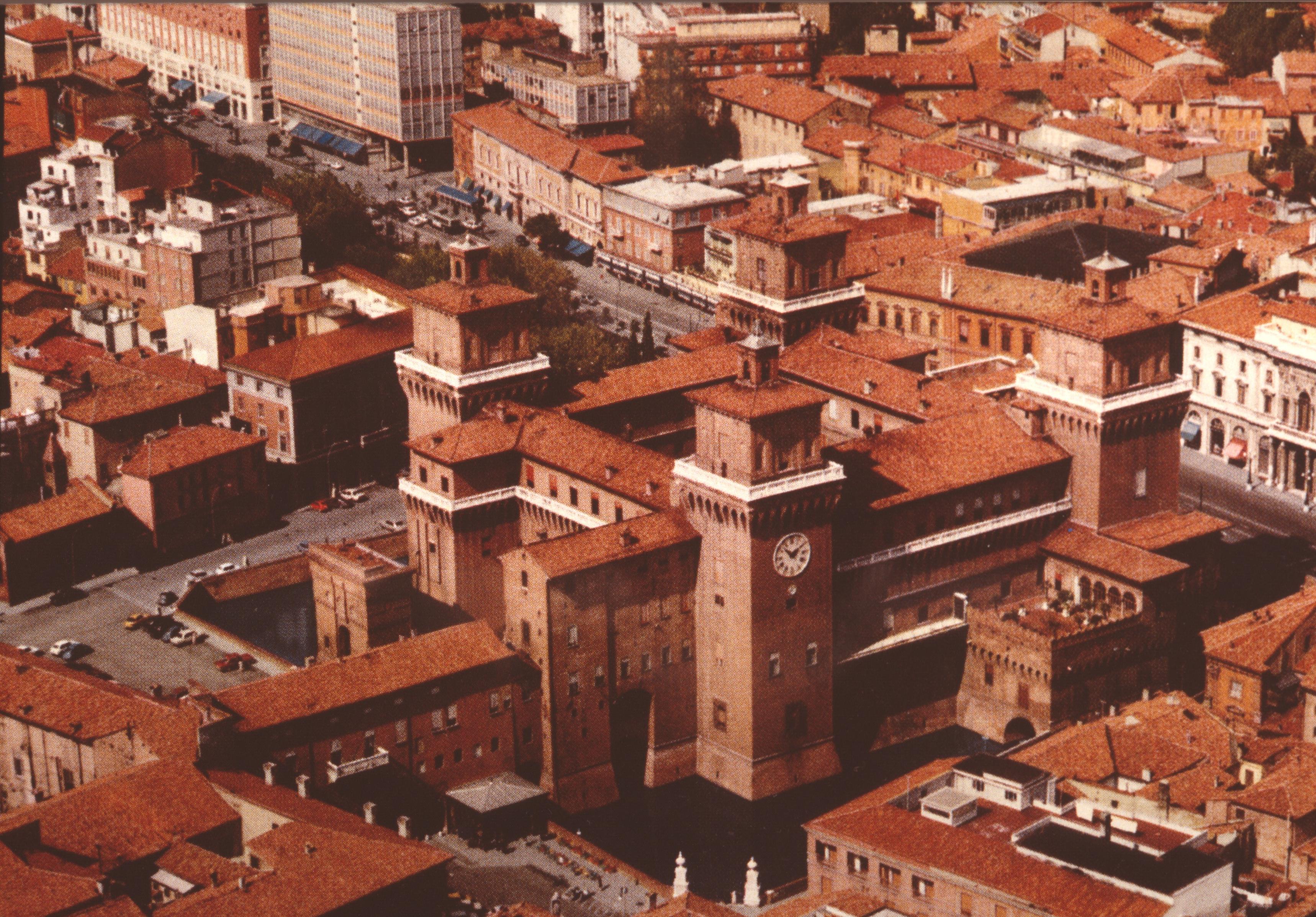 Figure 20: (V3_19) Aerial view of Castello Estense